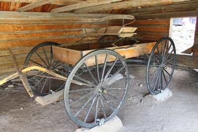 During World War 1, Frank A. Davey acquired this building (next to the Visitor's center) and turned it into a livery shed.  He stored his stage coach inside.  Garnet Ghost Town, MT